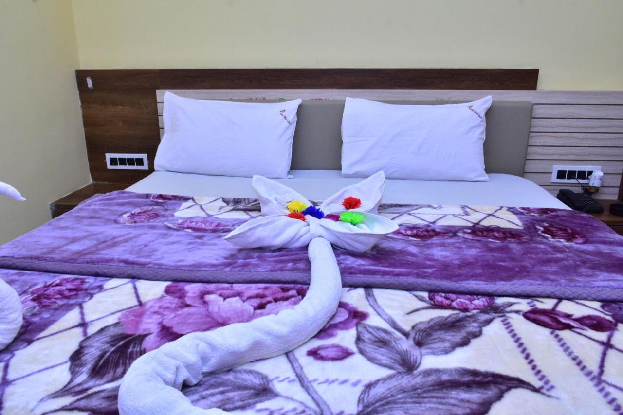 Hotel Mid East Haridaspur Exterior foto